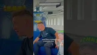 WHATS GOING ON HERE 😳 #comedy #funny #tiktok #podcast #podcastclips