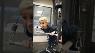 TINY TEXIE LIFTS HER WHOLE BODY WEIGHT! 
