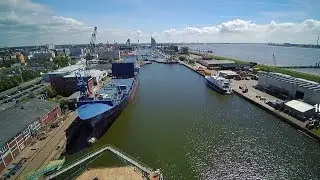 World’s First Conversion of Container Ship to Dual-Fuel Operation