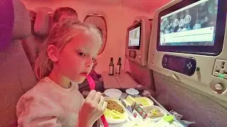 [Subtitles] Flight to UAE 🇦🇪 Dubai Emirates Airbus A380-800