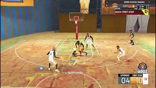 I matched up against a Elite 2 hacker in BasketBall Godz and this HAPPENED!