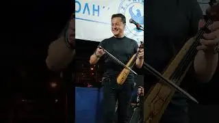 Η ΜΑΝΑ ΕΝ ΚΡΥΟ ΝΕΡΟ ΜΑΤΘΑΙΟΣ ΤΣΑΧΟΥΡΙΔΗΣ