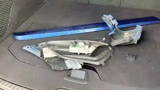 Oh no! That volvo xc60 polestar arrived damaged, be aware if you have a glass off a mirror