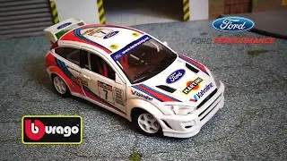 Масштабная модель  Bburago 1/24   Ford focus 2000