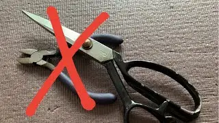How to cut a guitar string with your bare hands.