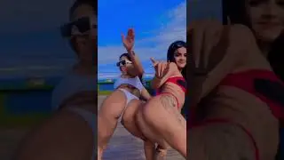 Anndriielly gostosa dançando de biquíni