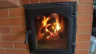 Отопительно - варочная печь для дачи с чугунной плитой, духовым шкафом и отопительным контуром.