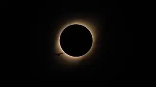 Como Acontecem os ECLIPSES?