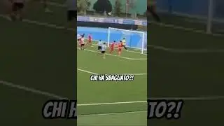 Chi ha sbagliato?! #footballshorts #calcio