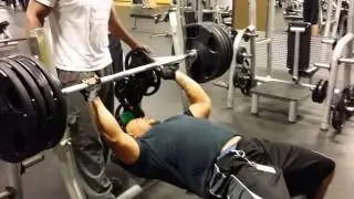 bench press 405 1 rep max (new pr)
