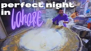 Typical Lahori Food Night Out in Smart Lockdown | Lakshmi Chowk