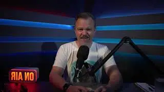 Copy of ArtisticBrit Studio Reveal with Andrew Jones - Chat with Subscribers