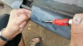 Ремонт бампера газовым паяльником.