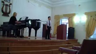 25 11 2017 Костик в муз школе выступает