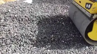 Уплотнение щебня из пеностекла - Парк Зарядье (Москва)