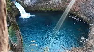 Theth blue eye syri blu