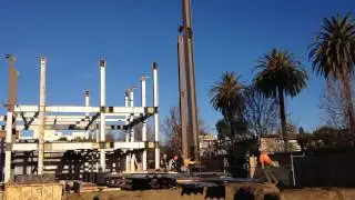 Crane hoisting steel column