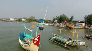 makin asik main ke pantai paciran lamongan