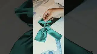Bow tie #scrunchies #ponytail #sewingwithtips.