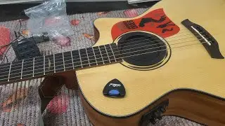 Электро акустическая гитара Baton Rouge AR19S. Замена звукоснимателя.