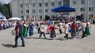 Массовый танец всегда завораживает💃🕺💃🕺💃