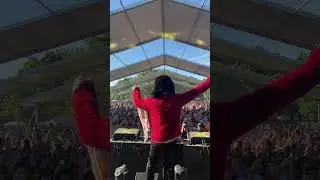 lil tracy's tribute to lil peep at summersmash 🐣💗