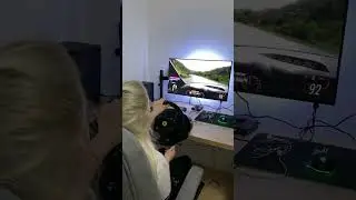 Жена катается на Ferrari с рулем из алькантары