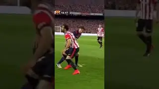 Shubhasiz futbol qiroli...