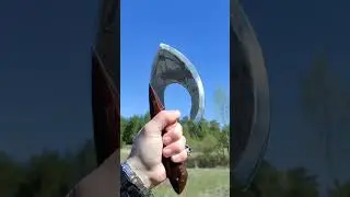 Наш фирменный топор 