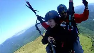 Zbor la 14 ani cu parapanta in tandem !