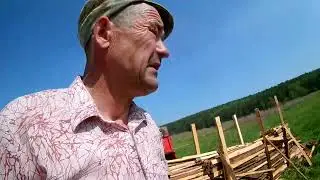 Пилим срезку Пахоту закончил Сделал ворота