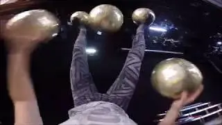 O.Gayeva foot juggler