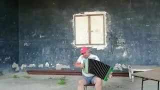 Выгуливаю гармонь!