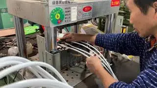 Italy plug injection machine system