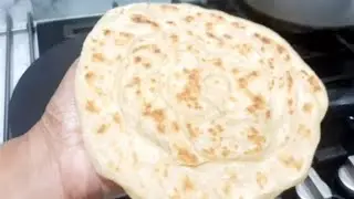 மிருதுவான பரோட்டா செய்முறை How to make Srilankan parotta