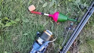 Ловля товстолоба на поплавок! Рибалка на сільському ставку!
