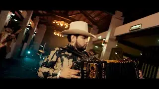 A Punta de Balazos - (Video Oficial) - Panchito Arredondo