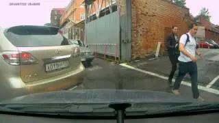А возьму-ка я и развернусь! Зеркала да нах!