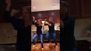 Disco in the kitchen!!!! 