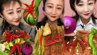 Crispy Giant Shrimp Cutlets | Garlic chili eating show | spicy hot pot with alots off chili 🌶️🔥🥵