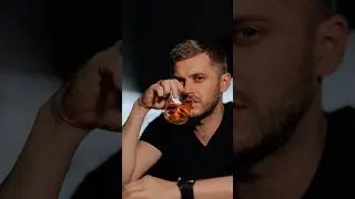 How to take a professional photoshoot with your 🥃 at home 