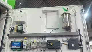 Solar storage System for Factory|125kw hybrid 3phase inverter with 261kWh