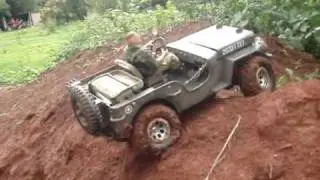 Jeep  Willys MB 42 -1/6 scale RC- MUDDING