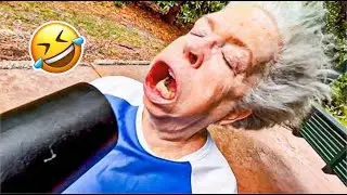 Funny videos of the week 😁😆|| If you laugh, you restart the video 👊