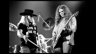 Lynyrd Skynyrd school of rock    + It's a Longshot +   Creepin on you