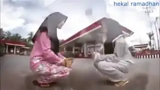 LAGI VIRAL!! HEBOH!! CEWEK KULIAH JOGET GILA HOT MANTAP!