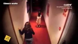 O Teste do Medo - Apenas uma menina num corredor de hotel...