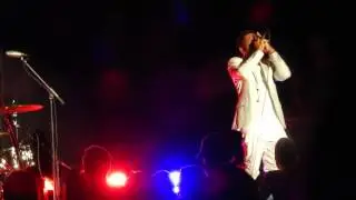 Gallant @ The Greek Theatre (10/17/15)