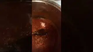 Соус к мясу из помидор и базилика