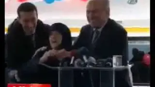 BU SESE KULAK VERİN!!